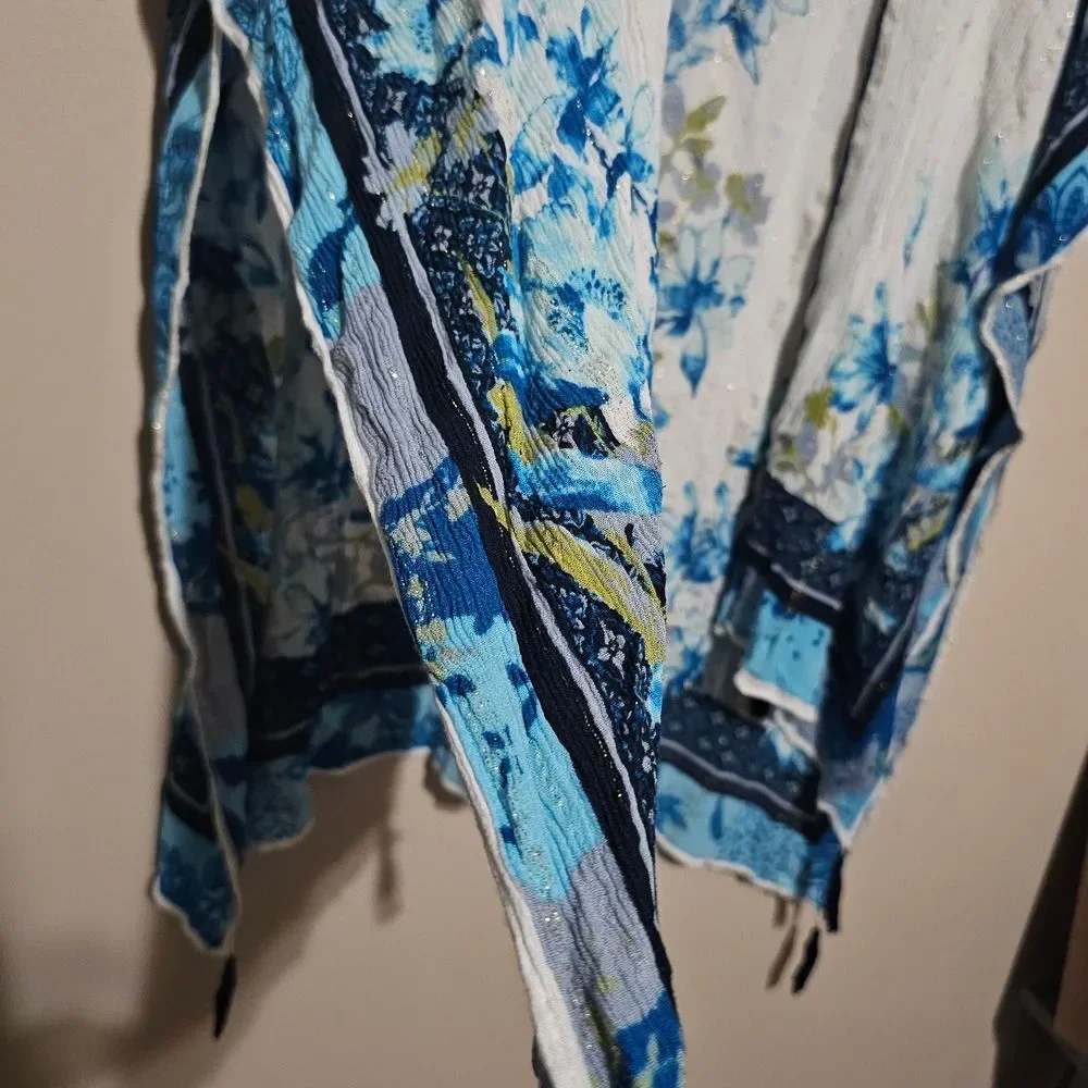 Vince Camuto Blue and White Floral Wrap